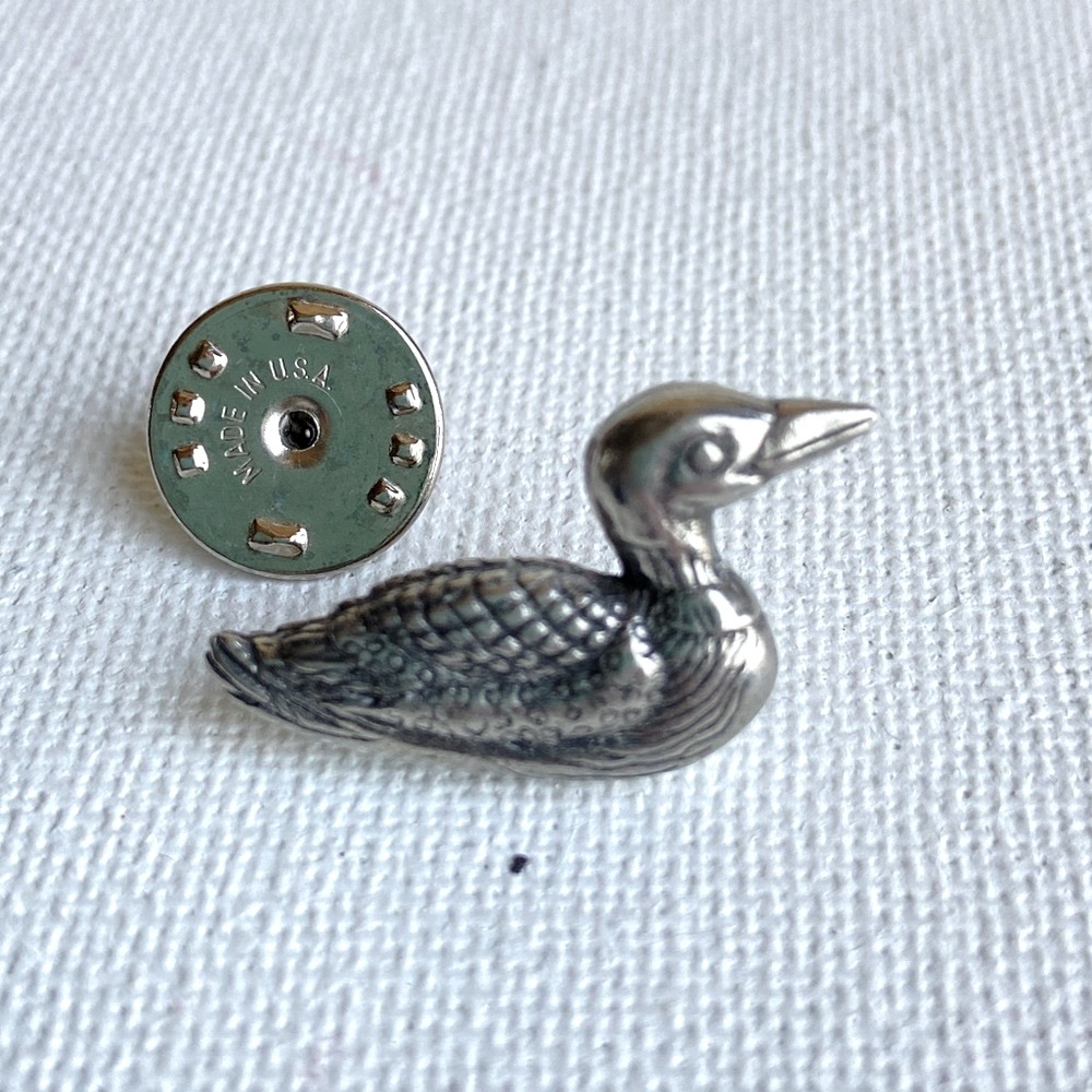 Danforth Pewter 1992 vintage signed duck lapel pin brooch tack style
